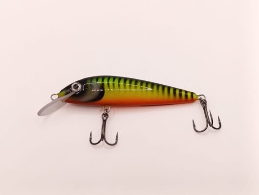 HMG Lures Classic Assasin Pro 8cm kolor fire tiger